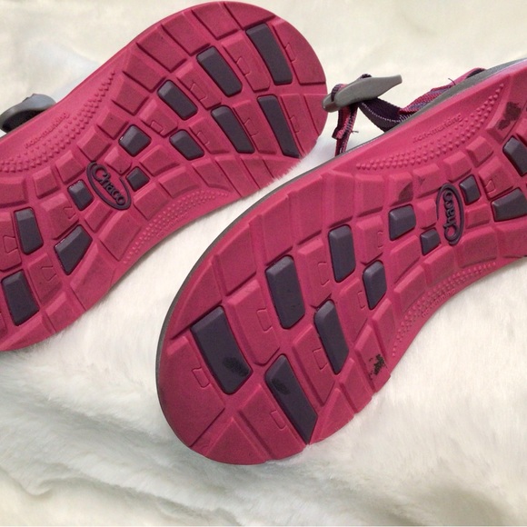 Chaco kids sandals - Picture 2 of 5